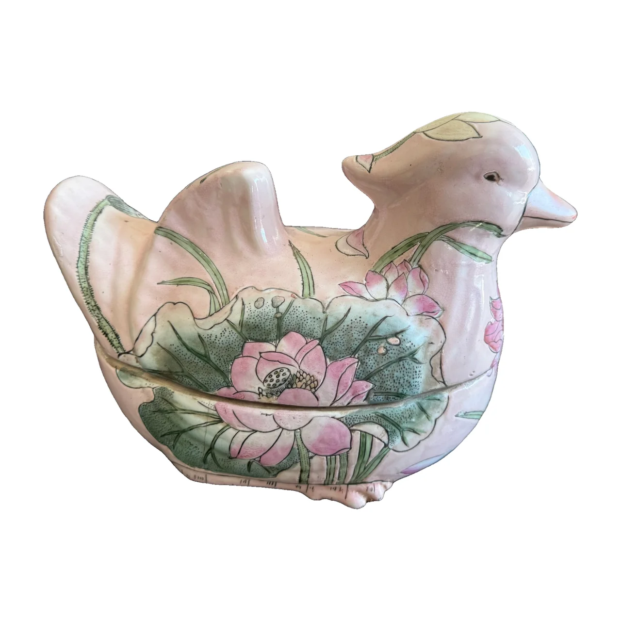 Terrina chinesa famille rose em forma de pato, fundo rosa com lótus, 32 cm